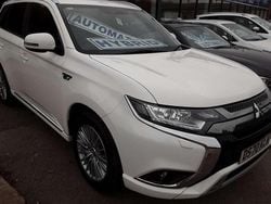 Used 2020 Mitsubishi Outlander P-HEV | £15,471 (Fair price)