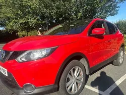 Red Used 2014 Nissan Qashqai Acenta Premium SUV | £5,995 (A bit pricey)