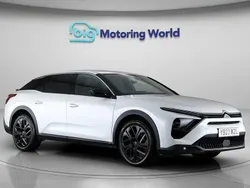 White Used 2023 Citroën C5 X PureTech Hatchback | £13,000 (Good price)