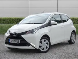 White Used 2017 Toyota Aygo X-play Hatchback | £5,790 (Good price)