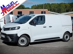 White Used 2023 Toyota Proace Active Van | £15,495