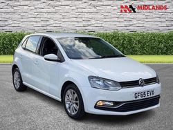 White Used 2015 VW Polo SE Hatchback | £7,800 (Fair price)