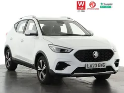 White Used 2023 MG ZS Excite Sedan | £14,399 (Fair price)