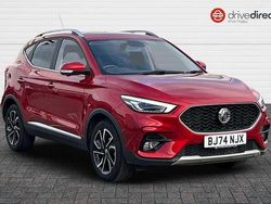 Tri coat dynamic red Used 2024 MG ZS Exclusive Sedan | £16,500 (Fair price)