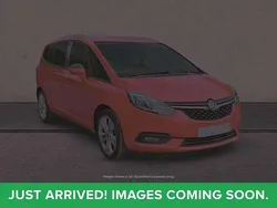 Red Used 2017 Vauxhall Zafira SRi MPV | £9,740 (Expensive)