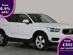 White Used 2022 Volvo XC40 Momentum SUV | £20,400 (Fair price)
