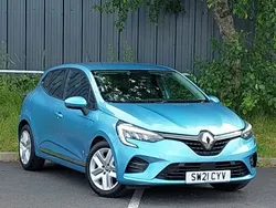 Blue Used 2021 Renault Clio V Play Hatchback | £10,998 (Fair price)