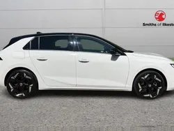 White Used 2023 Vauxhall Astra GSe Hatchback | £18,295 (Good price)