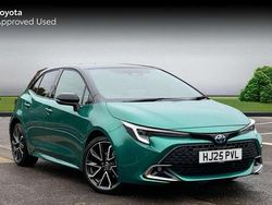 Super green bi tone Used 2025 Toyota Corolla Hatchback | £27,499