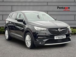 Black Used 2018 Vauxhall Grandland X Sport SUV | £10,450 (Fair price)