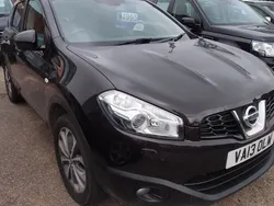 Black Used 2013 Nissan Qashqai Tekna SUV | £4,995 (Fair price)