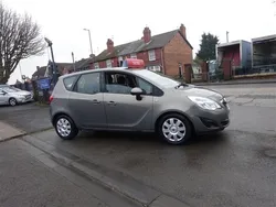 Metallic brown Used 2014 Vauxhall Meriva MPV | £3,295 (Fair price)