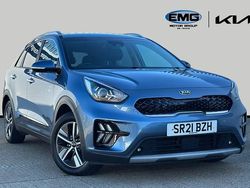 Blue Used 2021 Kia Niro 3 SUV | £16,495 (Fair price)