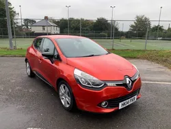 Red Used 2014 Renault Clio IV Dynamique Hatchback | £3,995 (Good price)
