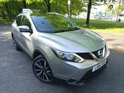 Silver Used 2015 Nissan Qashqai Tekna SUV | £6,995 (Fair price)