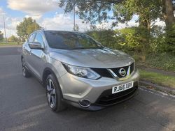 Silver Used 2017 Nissan Qashqai N-Vision SUV | £5,700 (Good price)