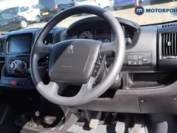 White Used 2024 Peugeot Boxer Premium Van | £18,999 (Good price)