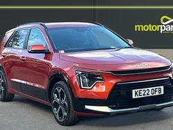 Orange Used 2022 Kia Niro 3 SUV | £21,950 (A bit pricey)