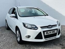 White Used 2014 Ford Focus Zetec Hatchback | £3,249 (Good price)