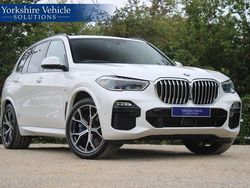 White Used 2019 BMW X5 M Sport SUV | £35,989 (Fair price)