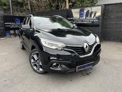 Black Used 2016 Renault Kadjar Dynamique SUV | £8,395 (A bit pricey)