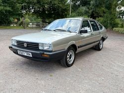 Silver Used 1988 VW Passat Hatchback | £7,995