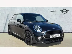 Black Used 2018 Mini Cooper Hatch Hatchback | £13,995 (Fair price)