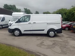 White Used 2017 Ford Transit Custom Van | £6,995 (Expensive)