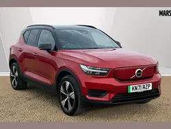 Red Used 2021 Volvo XC40 Core SUV | £21,290 (Fair price)