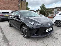 Black New 2025 MG MG4 EV SE Hatchback | £17,995 (Fair price)