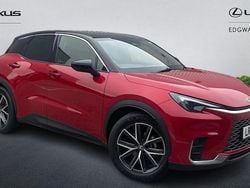 New 2025 Lexus LBX SUV | £34,990 (Fair price)