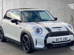 Silver Used 2022 Mini Cooper S Classic Hatchback | £20,999 (Fair price)
