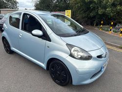 Blue Used 2005 Toyota Aygo Hatchback | £1,395 (Fair price)