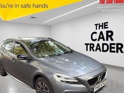 Used 2016 Volvo V40 CC Estate | £9,788 (Fair price)