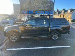 Black Used 2017 Isuzu Pick up Pickup | £14,995