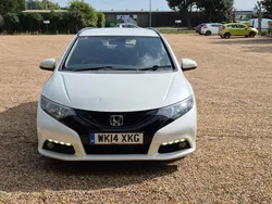 White Used 2014 Honda Civic SE Plus Estate | £3,995 (Fair price)