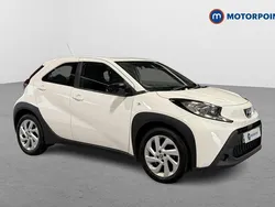 White Used 2023 Toyota Aygo PURE Hatchback | £10,399 (Fair price)