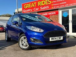 Blue Used 2014 Ford Fiesta Zetec Hatchback | £4,495 (Fair price)