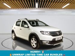 White Used 2016 Dacia Sandero Lauréate Hatchback | £4,999 (Fair price)