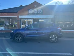 Blue Used 2016 Nissan Qashqai Tekna SUV | £8,995 (Expensive)