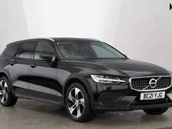 Metallic onyx black Used 2021 Volvo V60 CC Estate | £21,936 (Fair price)