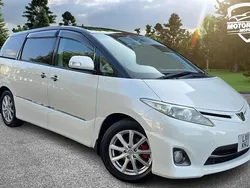 White Used 2011 Toyota Estima MPV | £7,750 (Fair price)