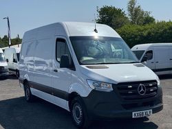 White Used 2018 Mercedes Sprinter Van | £11,500 (Fair price)