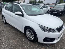 White Used 2020 Peugeot 308 Access Hatchback | £5,495 (Good price)