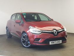 Red Used 2017 Renault Clio IV Dynamique Hatchback | £6,998 (A bit pricey)
