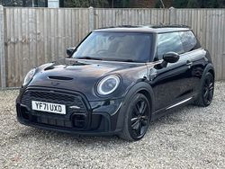 Black Used 2021 Mini Cooper S Hatch Hatchback | £15,700 (Fair price)