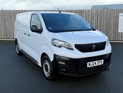 White Used 2024 Peugeot Expert Premium Van | £16,250 (Fair price)