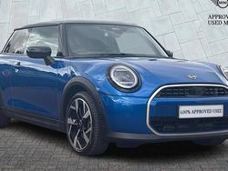 Blue Used 2025 Mini Cooper Hatch Hatchback | £24,975