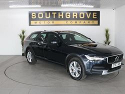 Blue Used 2017 Volvo V90 Estate | £20,989 (Fair price)