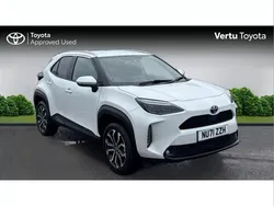 White Used 2021 Toyota Yaris Cross Design SUV | £18,689 (Super price)